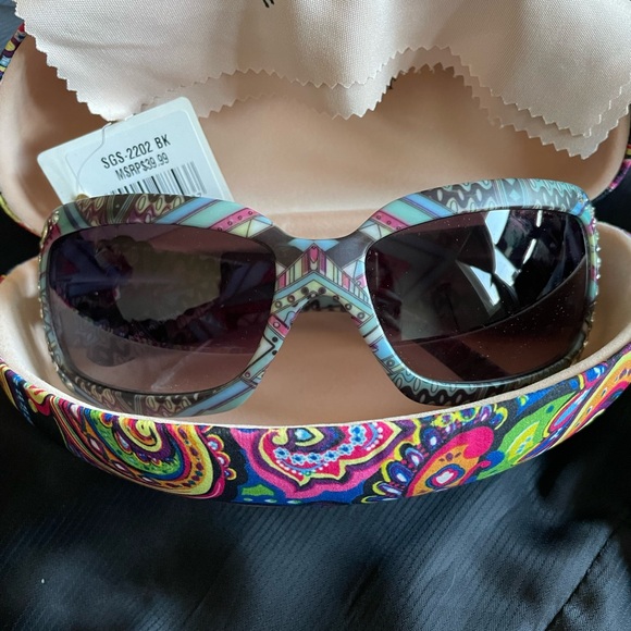 Montana West Black Sunglasses with Dark Tinted Lenses - Picture 1 of 7
